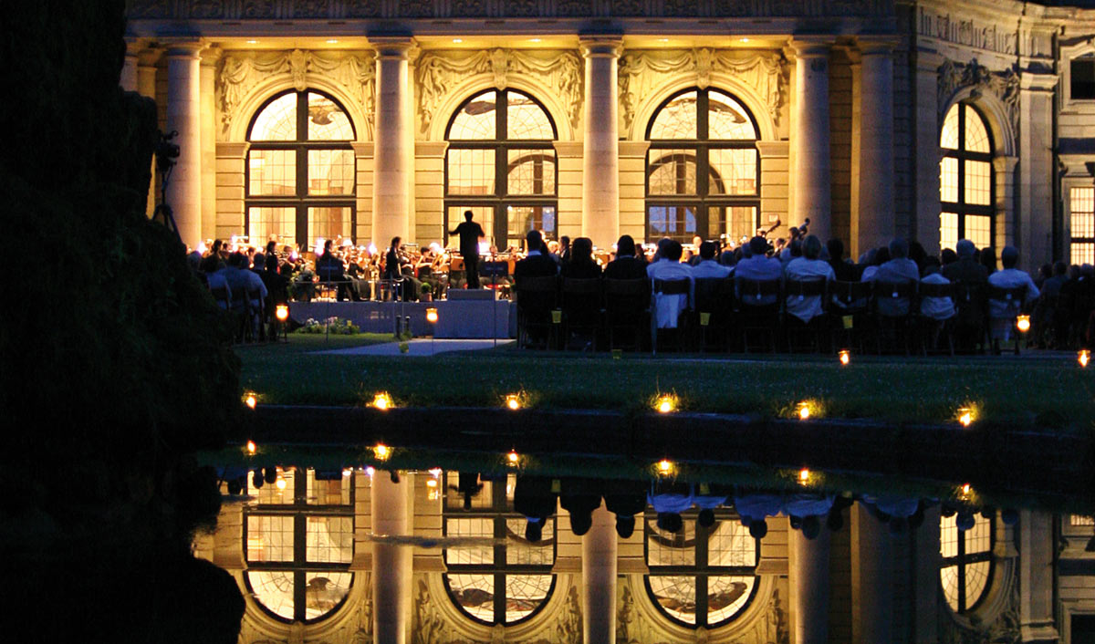 Jedes Jahr im Frühsommer bildet die fürstbischöfliche Barockstadt Würzburg den Rahmen für das renommierte Mozartfest – und das bereits seit 1921